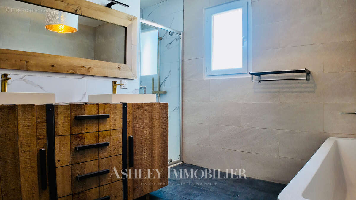 Maison à NUAILLE-D'AUNIS