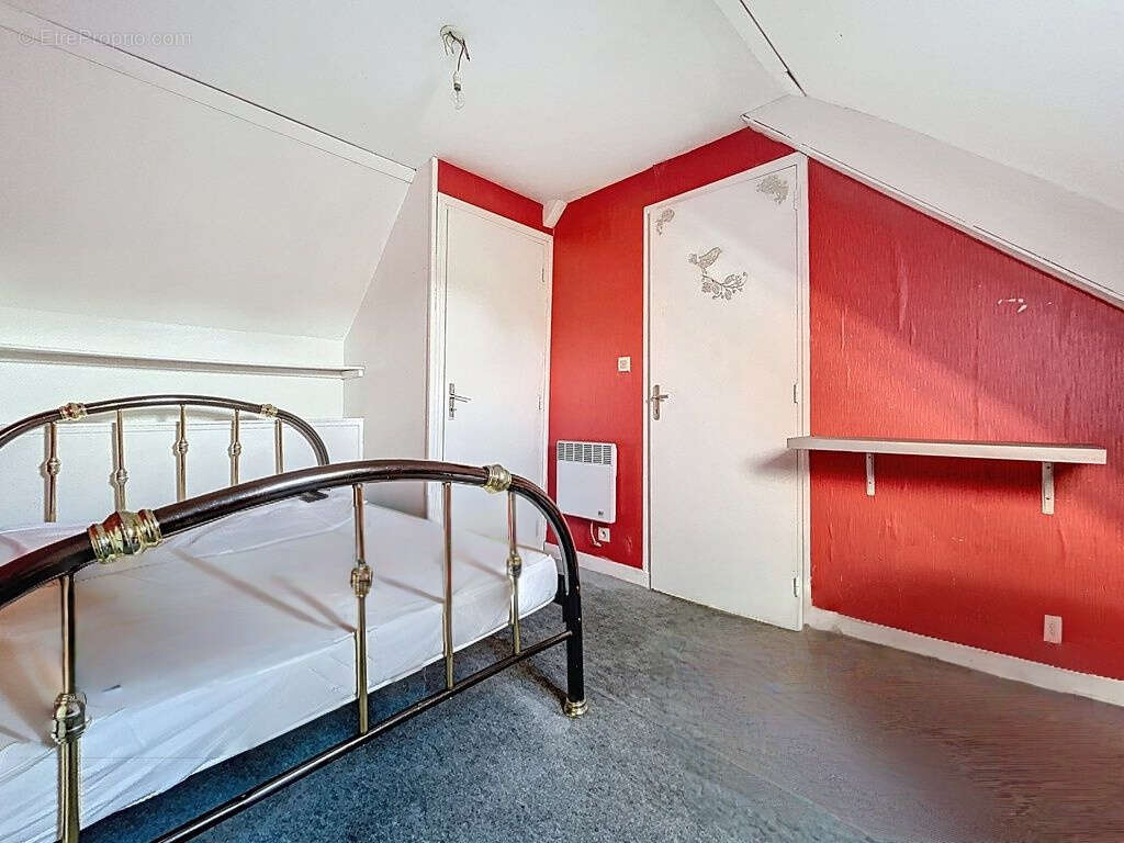 Maison à CREANCES