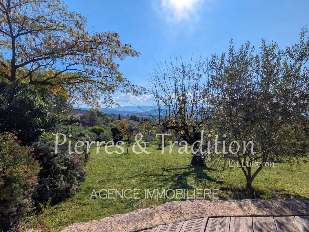 Maison à SAINT-SATURNIN-LES-APT