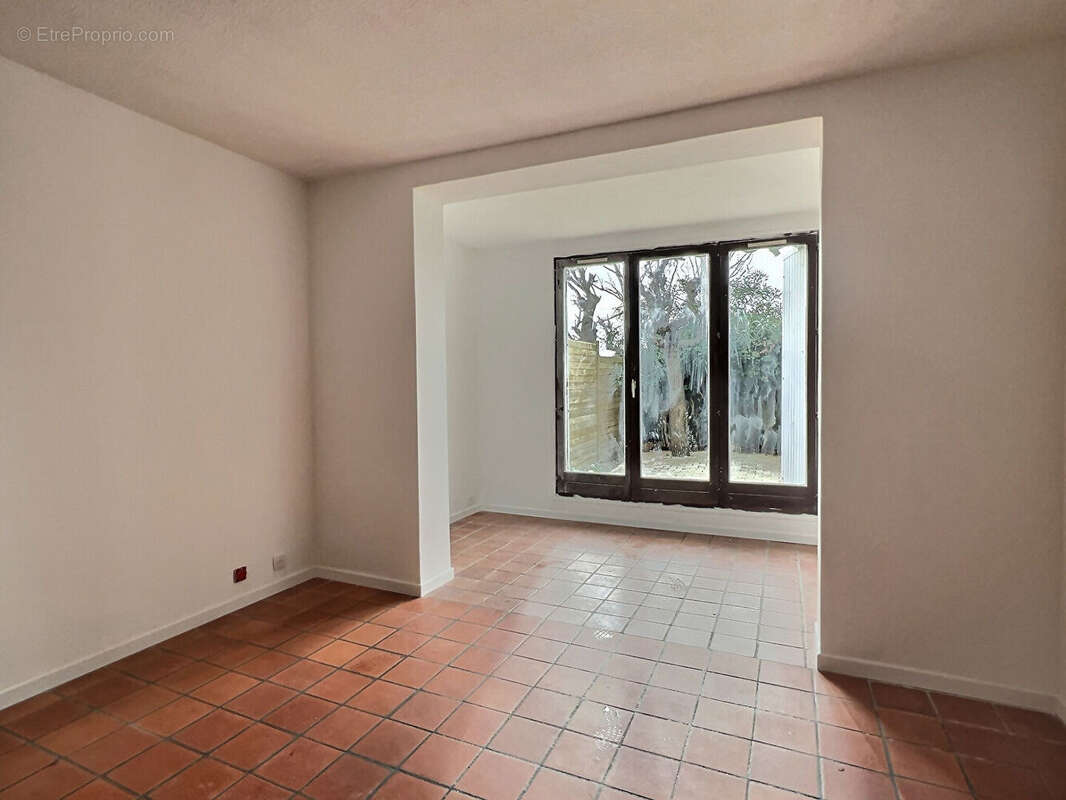 Appartement à SAUSSET-LES-PINS