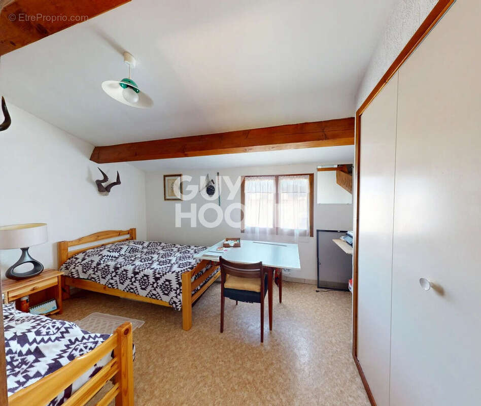 Maison à SAINT-CYPRIEN