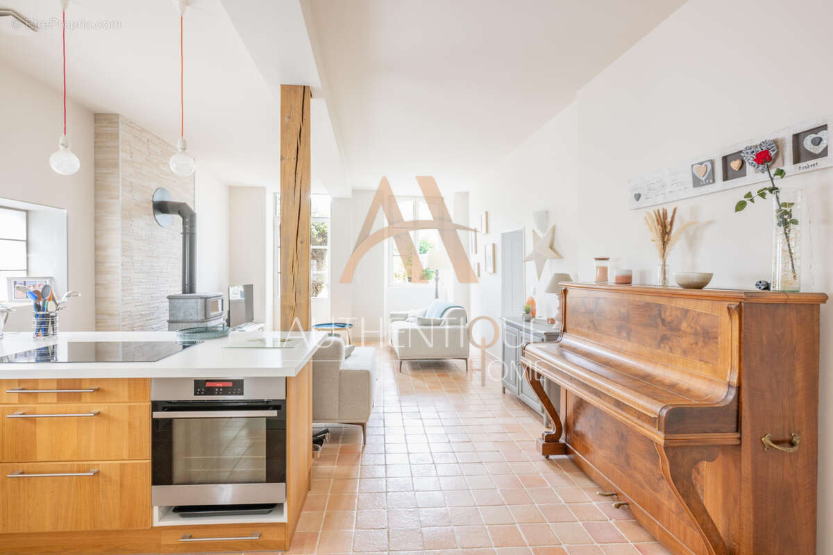 Magnifique maison de maître à Mouthier hautepierre - photo 3
