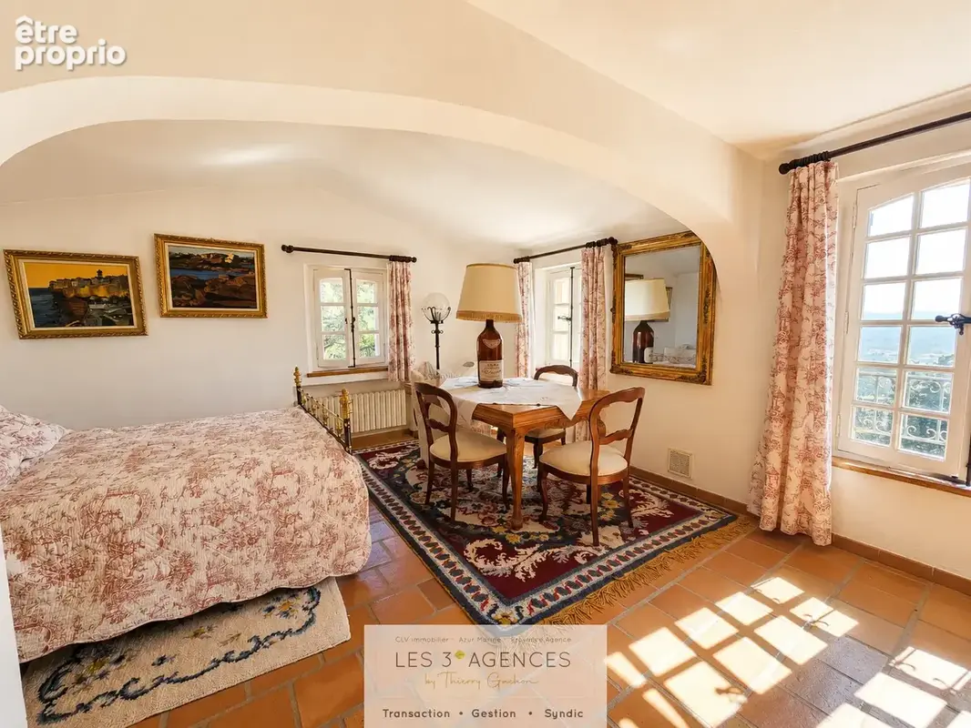Grimaud   authentique bastide provençale à deux pas du village - photo 2