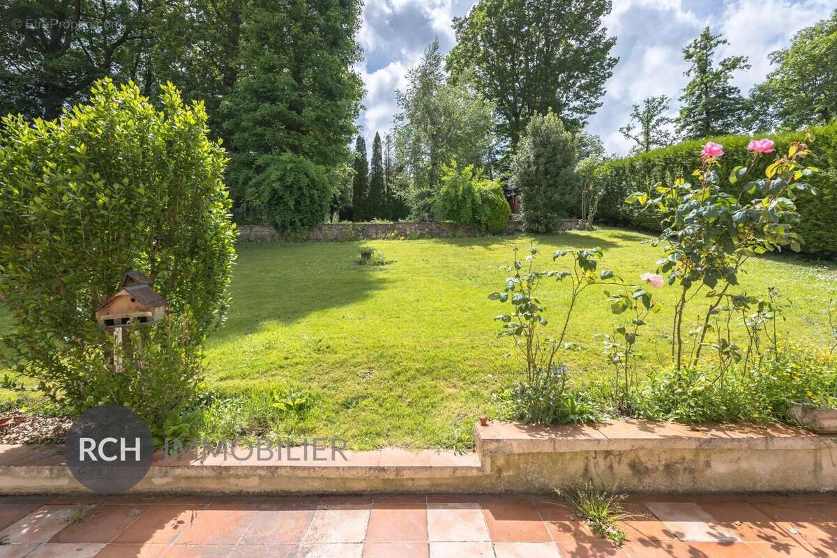 Maison à JOUARS-PONTCHARTRAIN