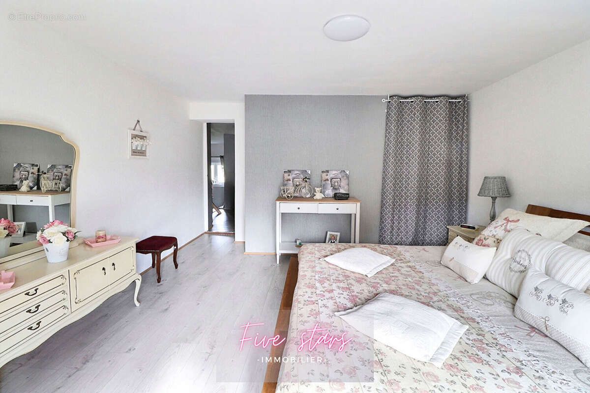 Maison à GENDREVILLE