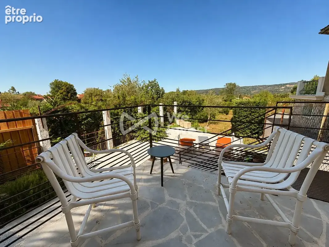 Maison 6 pièces 165 m² à vendre à Mazamet (81200) - photo 4