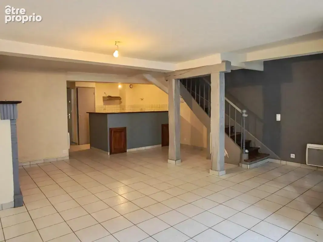 Immeuble de rapport avec T2 loué, T4 libre et garage à Pavie. Idéal investisseur - photo 7