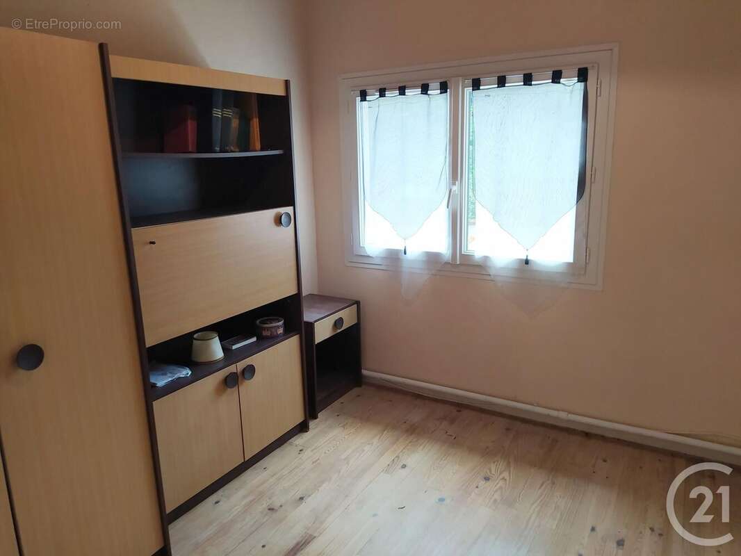 Maison à SAINT-MARTIN-DE-COUX