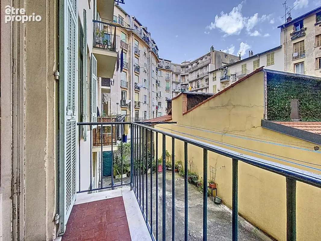 Nice Riquier ? 3 pièces 65 m² avec cave, proche gare et port - photo 2