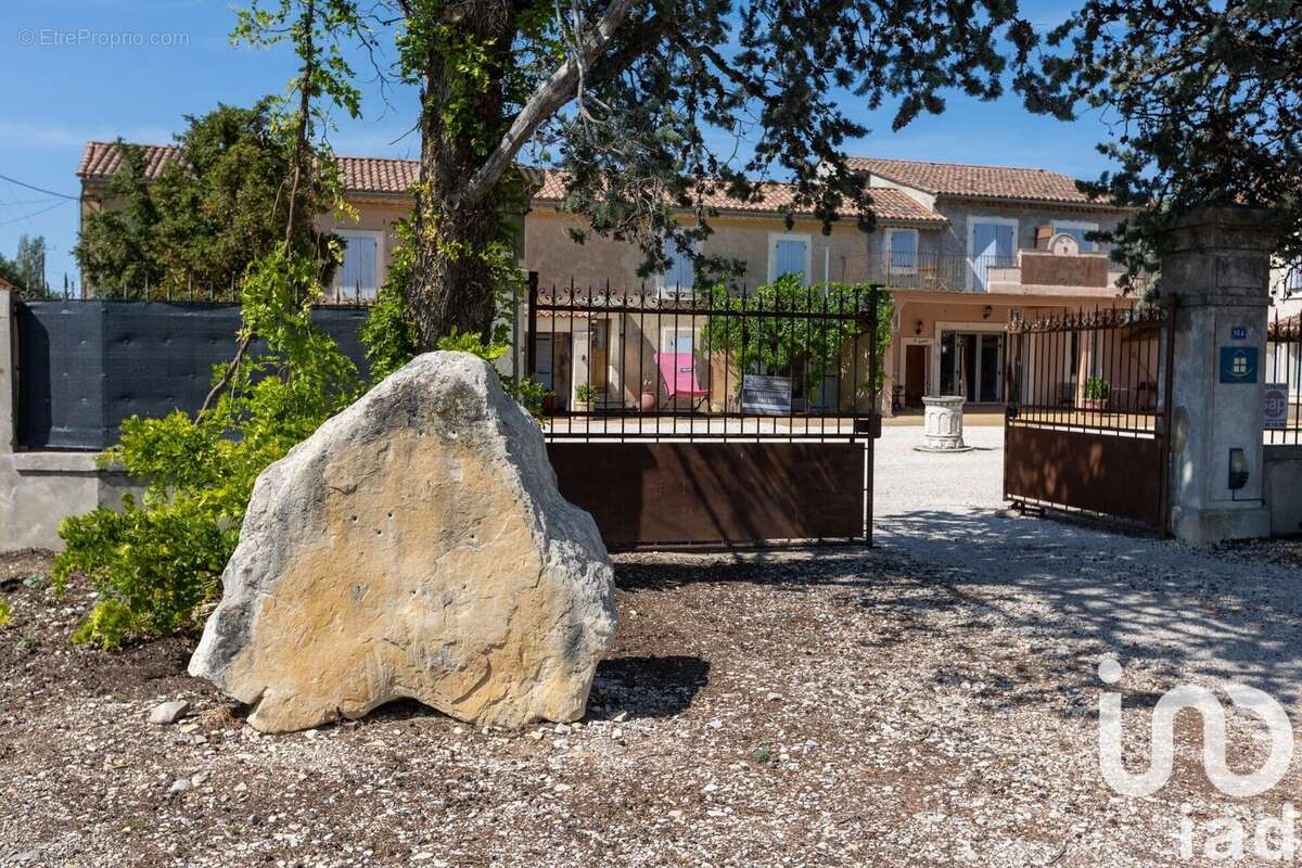 Photo 3 - Maison à VIOLES