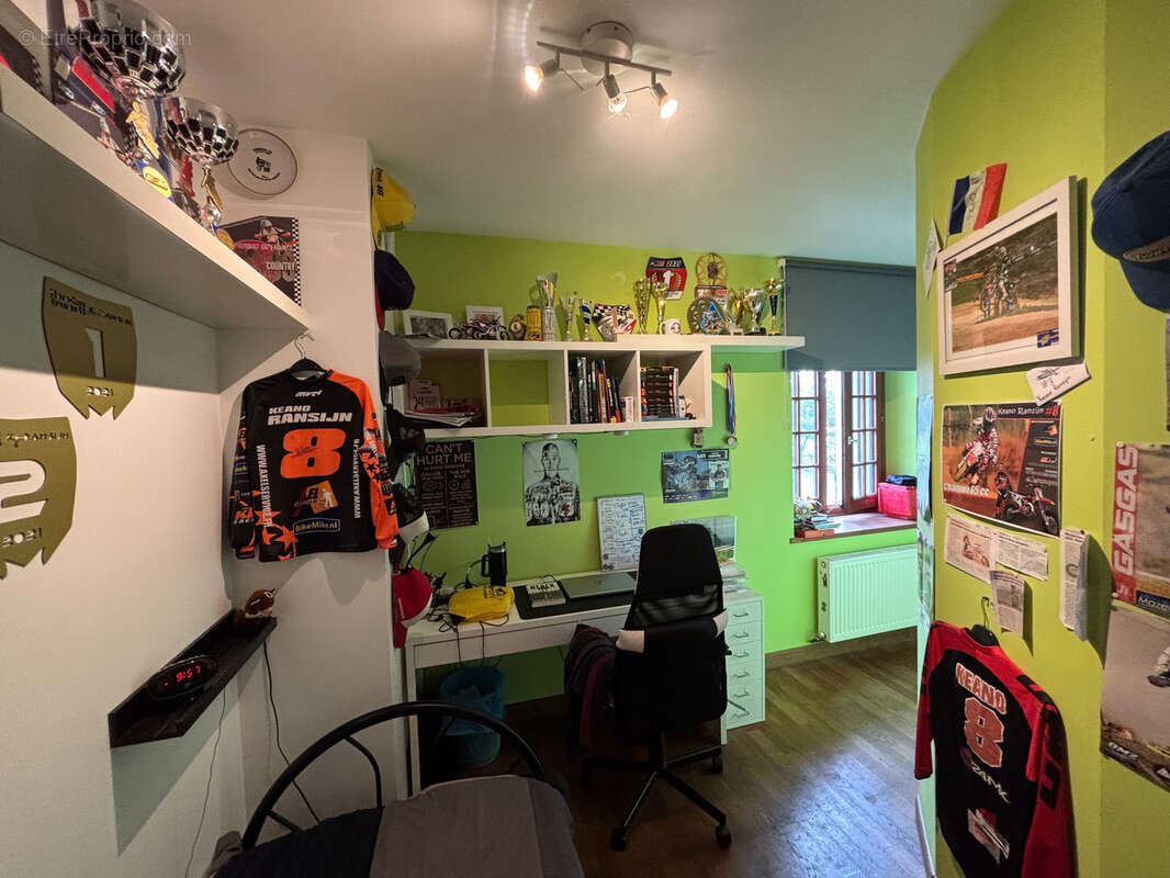 Maison à LONGCHAMPS-SUR-AIRE