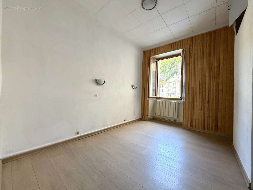 Appartement à SAINT-MICHEL-DE-MAURIENNE