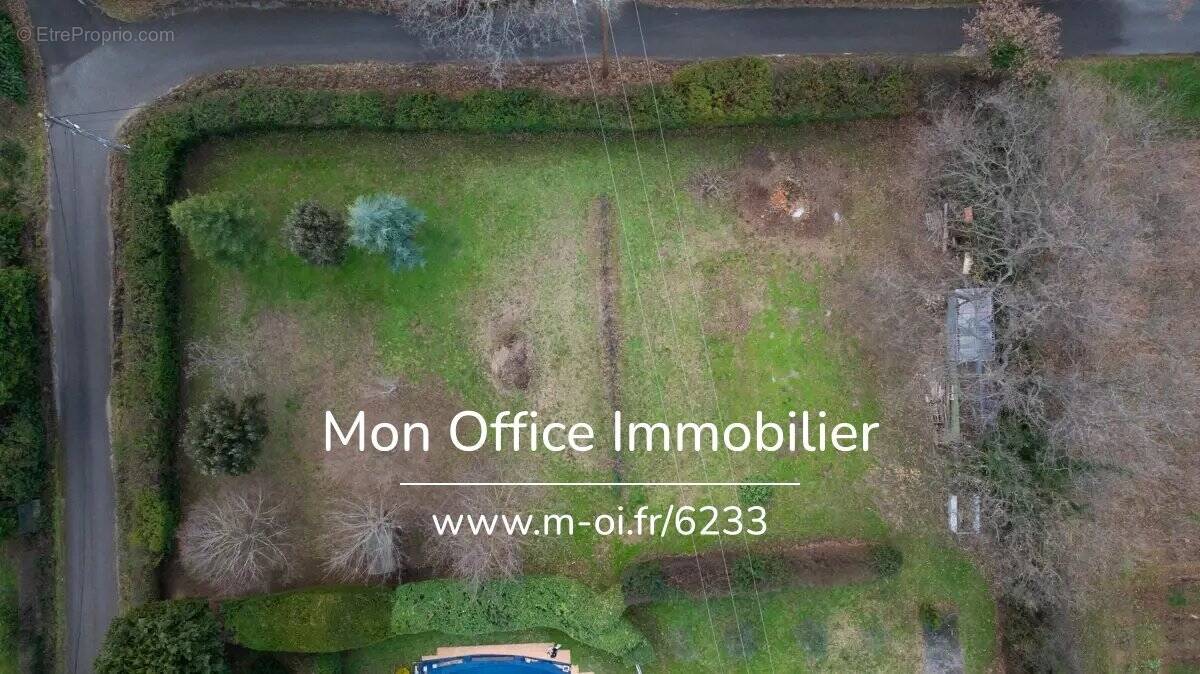 Terrain à TRETS