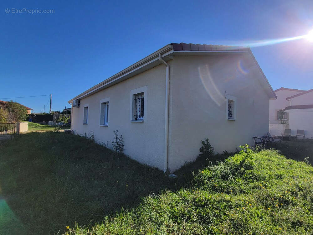 Maison à LE PEAGE-DE-ROUSSILLON