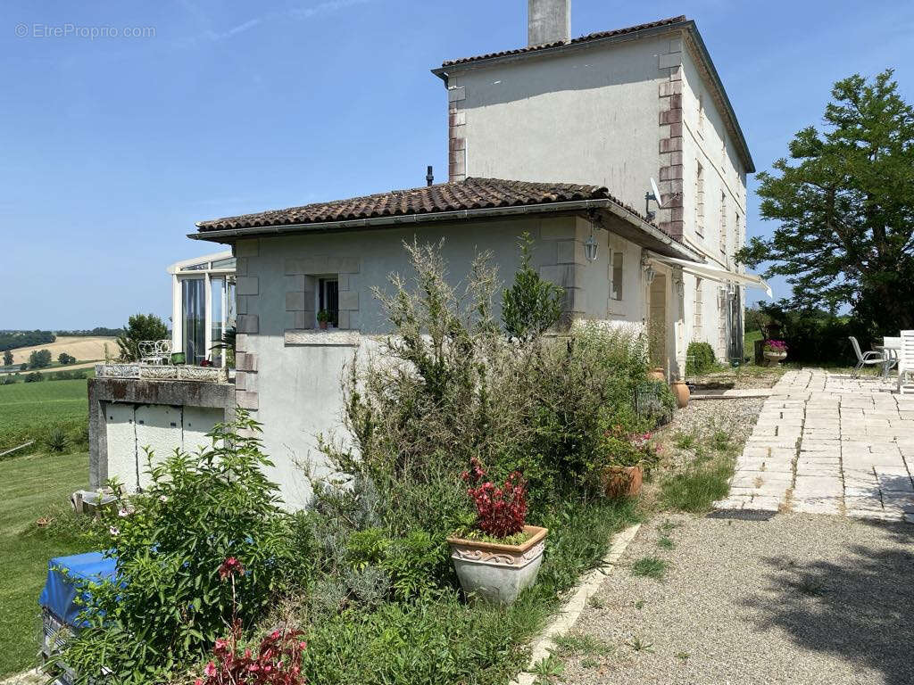 Maison à NERAC
