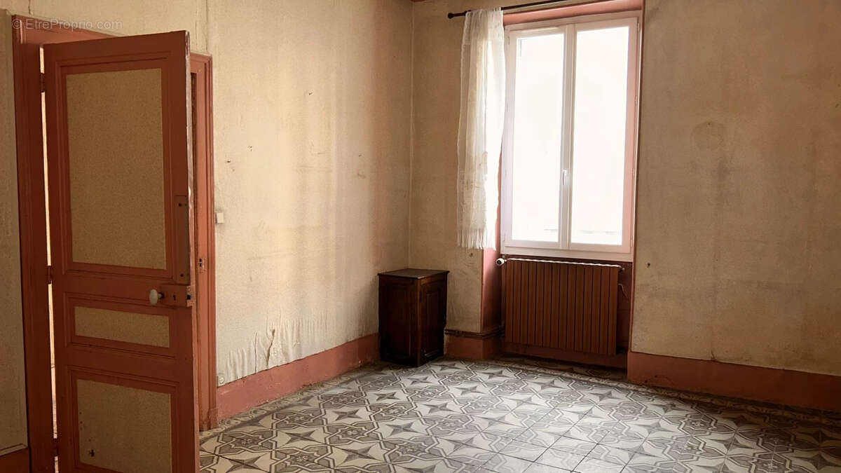 Maison à ARGENTON-SUR-CREUSE