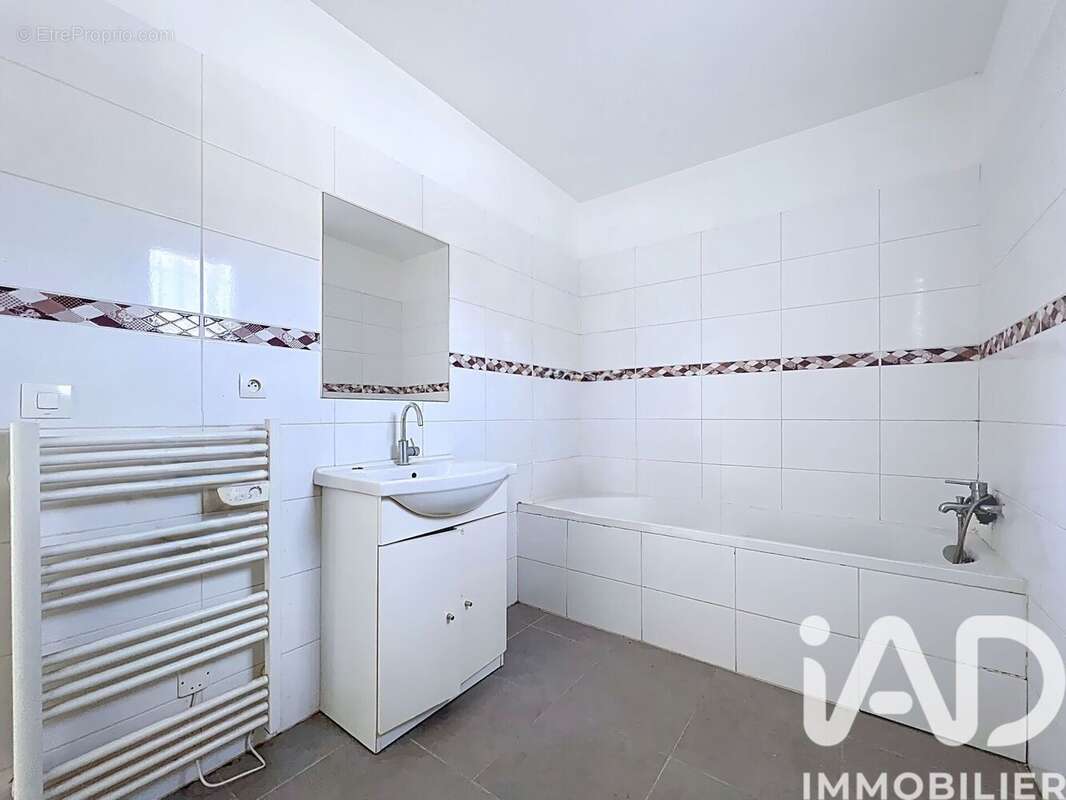 Photo 9 - Appartement à ORAISON
