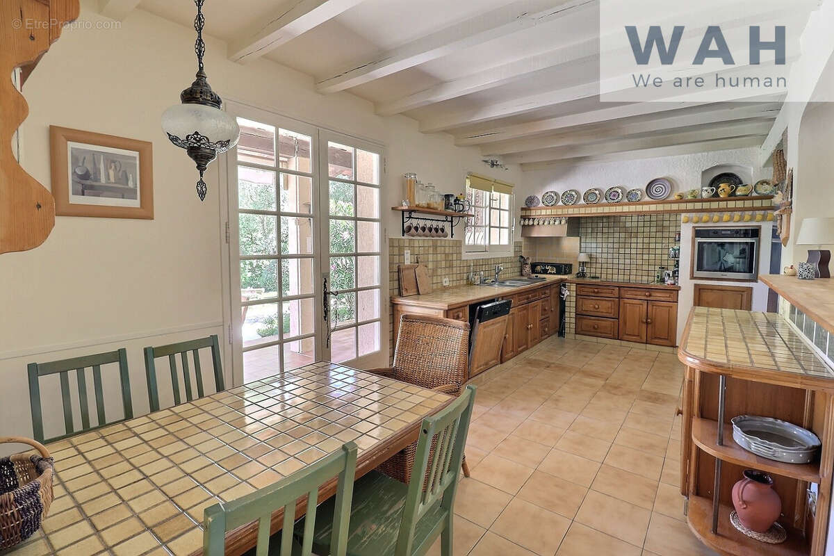 Vente villa 7 pièces impasse au calme 34790 grabels - photo 6