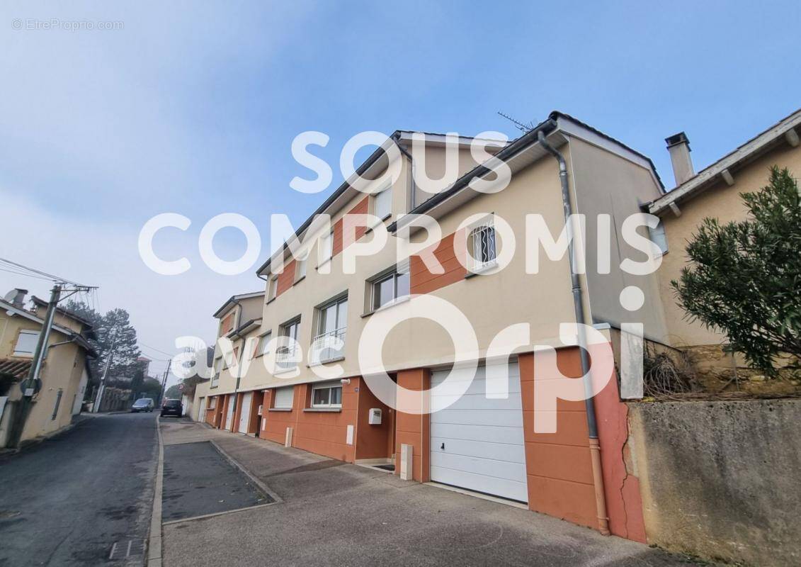 Maison à CAILLOUX-SUR-FONTAINES