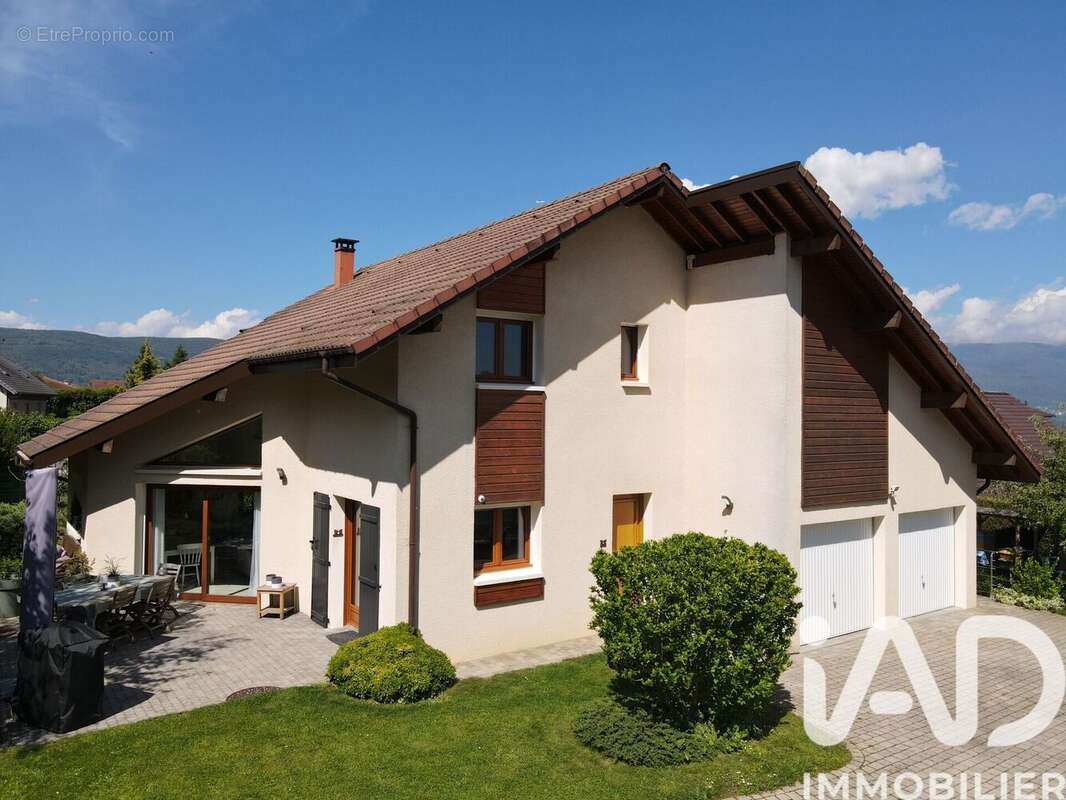 Maison 187 m² à Valleiry  - photo 2