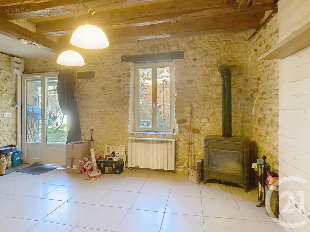 Maison à DONNEMARIE-DONTILLY