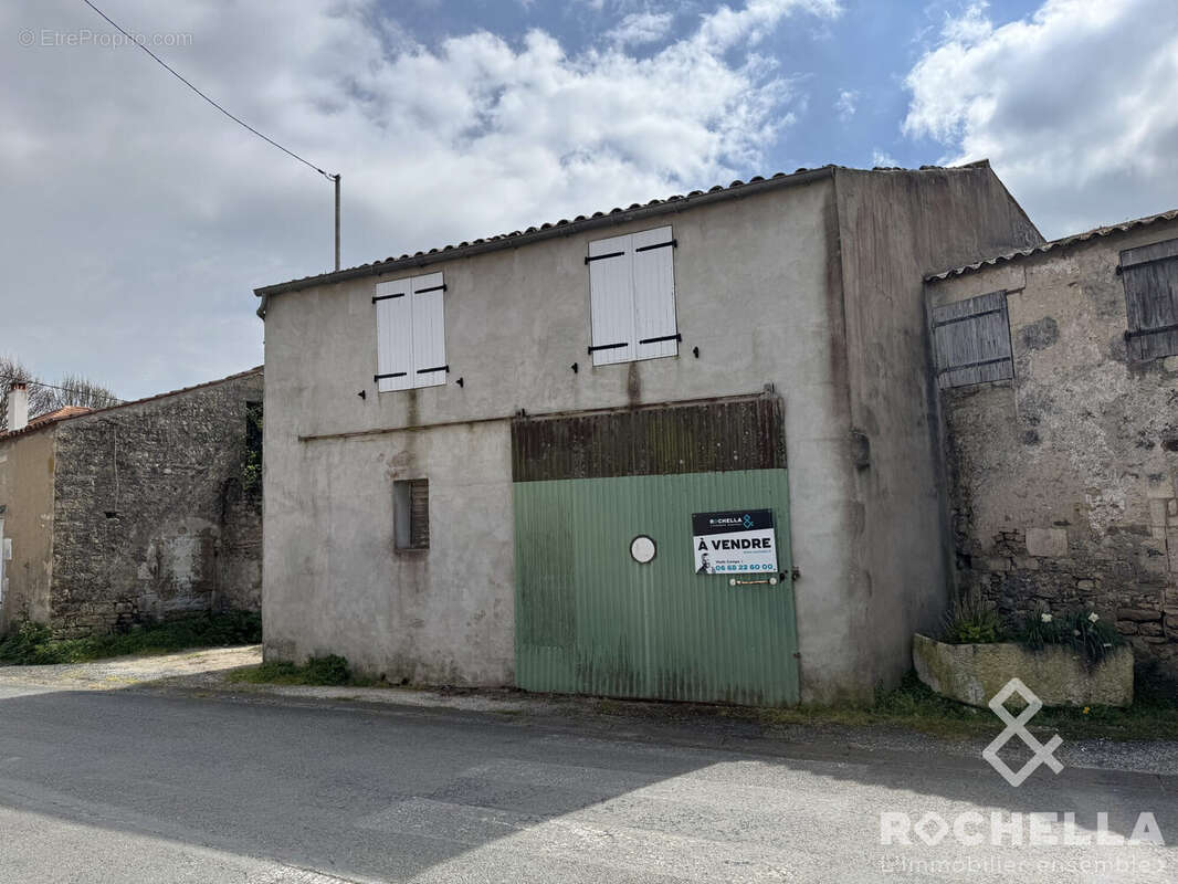 Maison à SAINT-FROULT