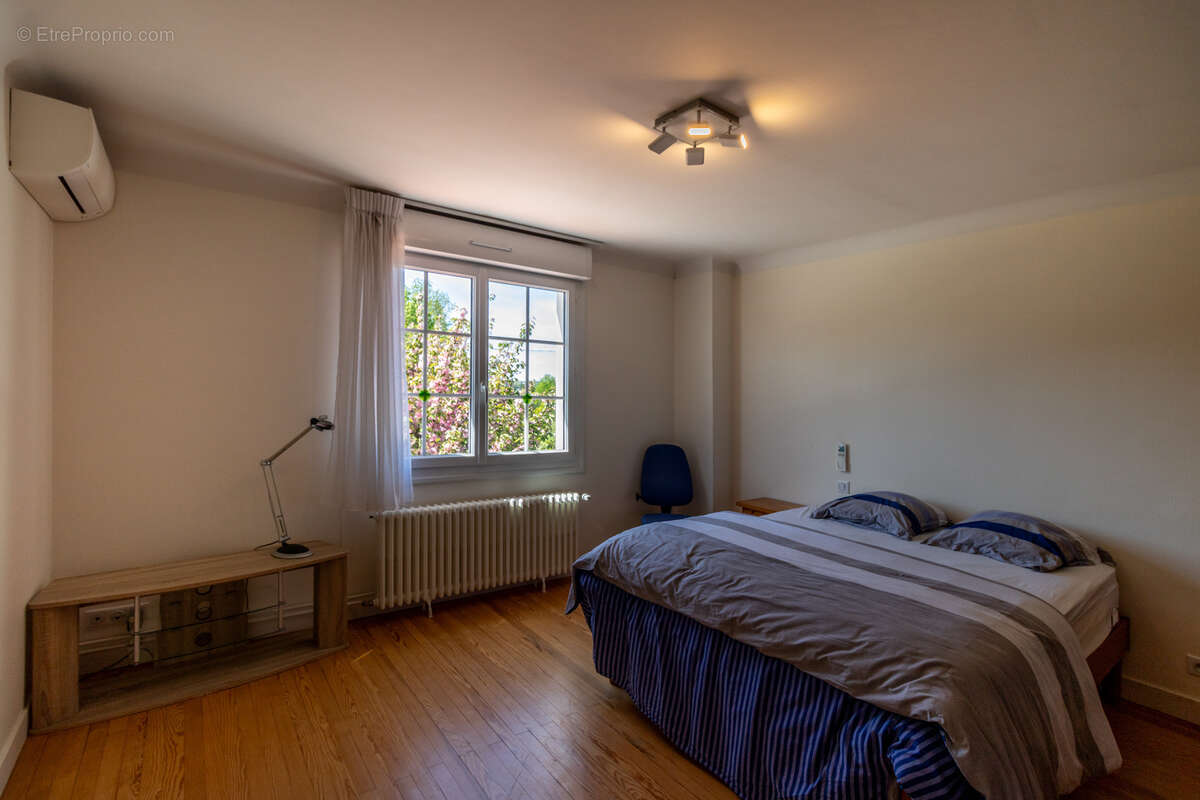 Maison à FONTCOUVERTE