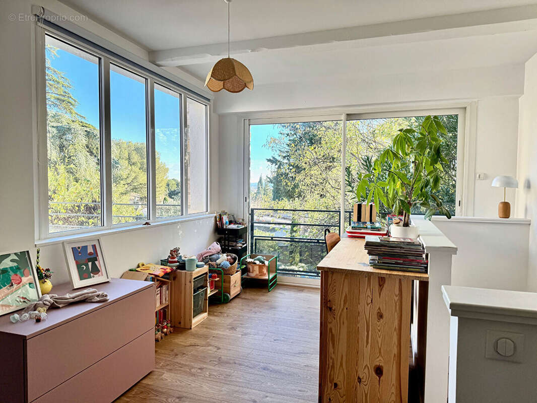 Maison à VILLENEUVE-LES-AVIGNON