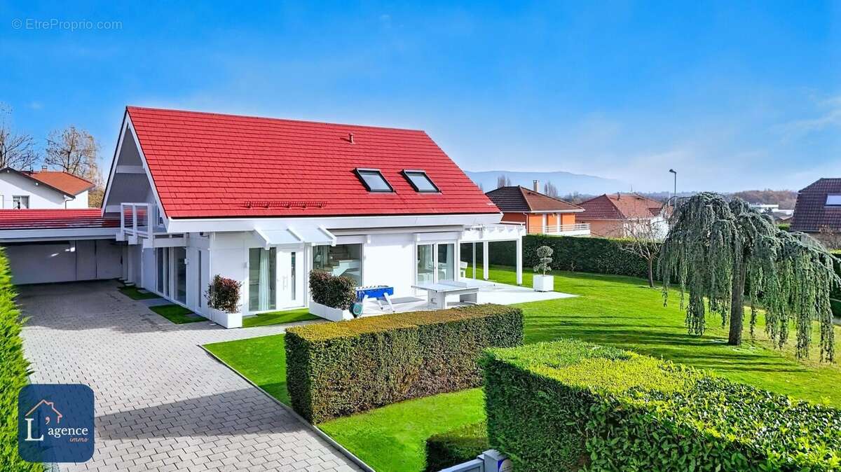 Maison à PREVESSIN-MOENS