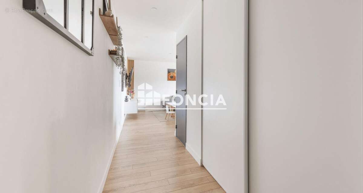 VALLIERES- Stade Marcombes T3- 71m² - photo 6