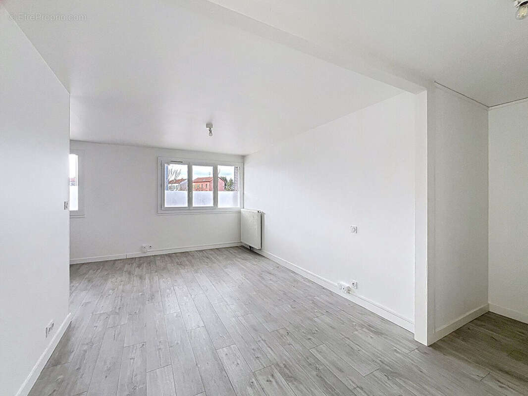 Appartement à BOURGOIN-JALLIEU