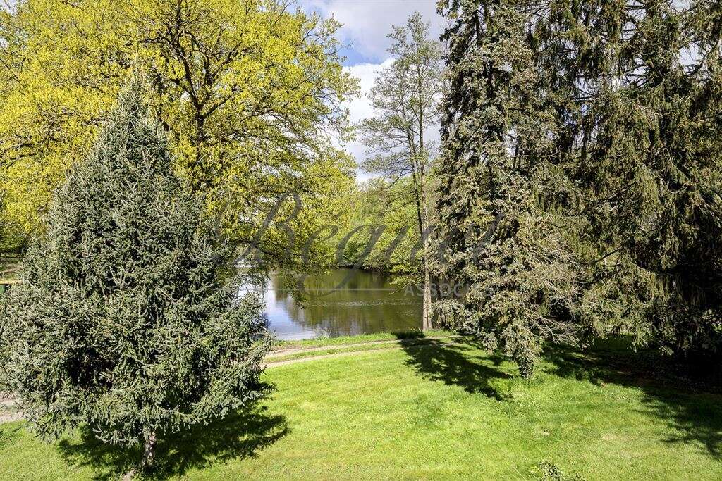 Maison à POIGNY-LA-FORET
