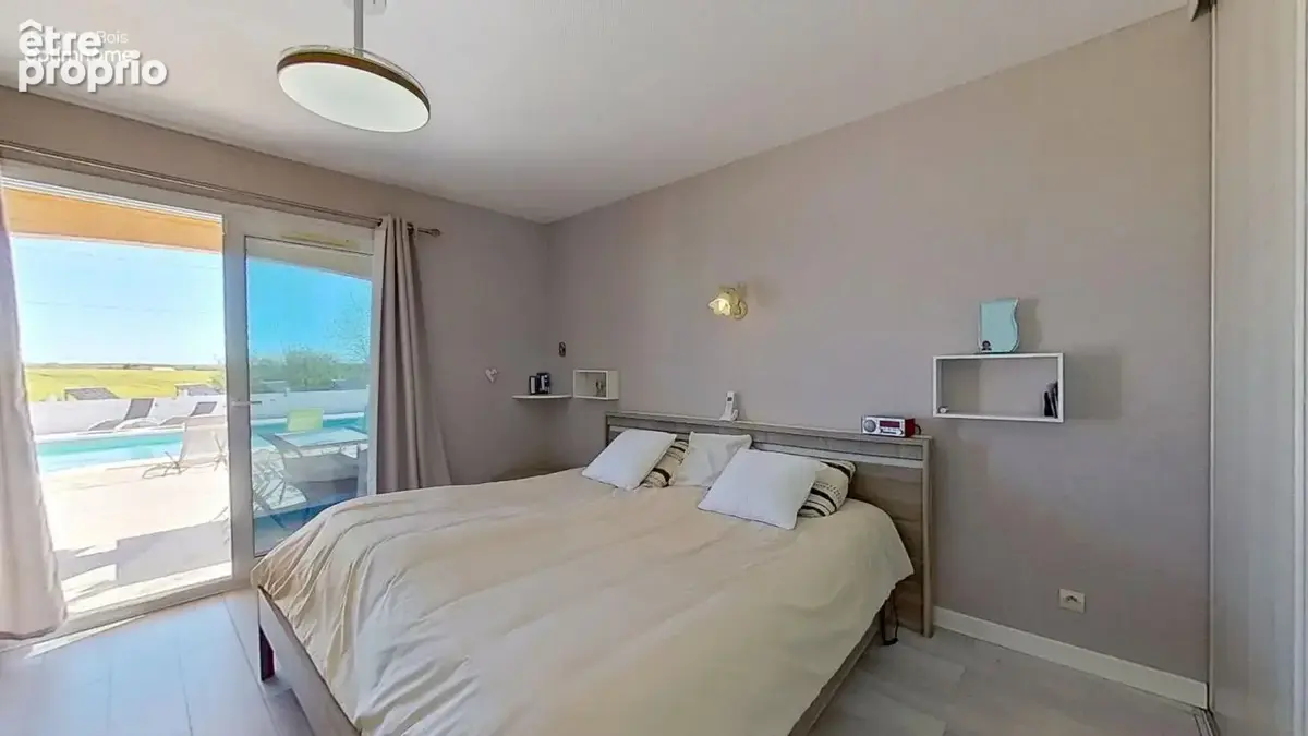 Maison familiale de 184 m² avec piscine et vue dégagée – Calme et confort - photo 17