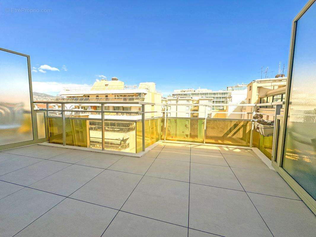 Appartement à NICE