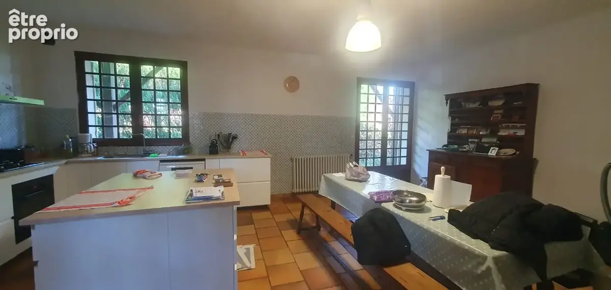 SAINT EULALIE - Belle Maison de 350m2 sur 3000m2 de terrain - photo 7