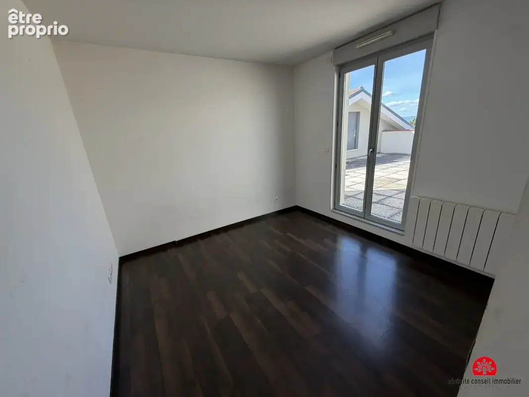 Appartement 4 pièces 101 m² à vendre à Rillieux-La-Pape (69140) - photo 7