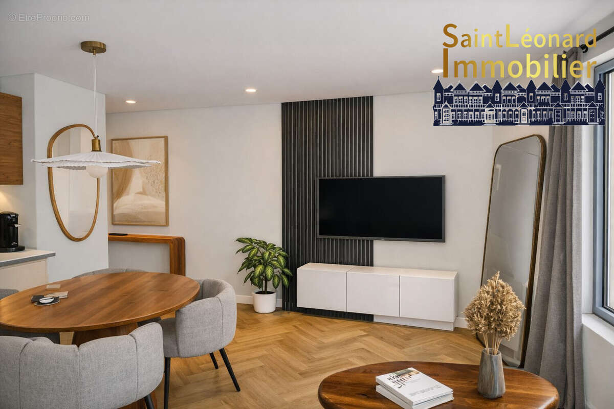 Appartement à FOUGERES