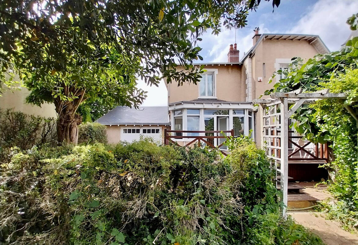 Maison à POITIERS