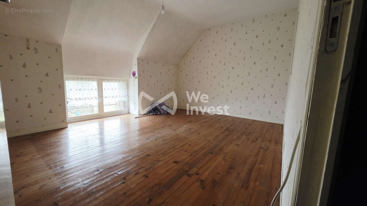 Maison 183 m² à Autrecourt-Et-Pourron  - photo 7