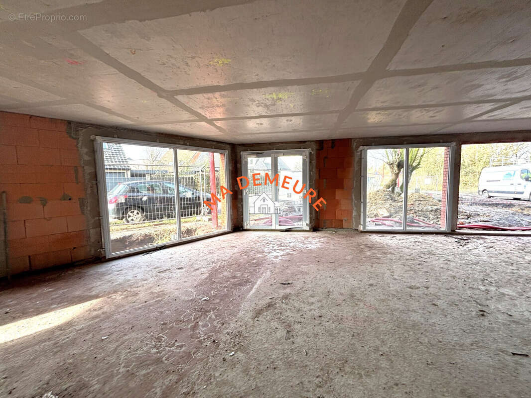 Appartement à LEERS