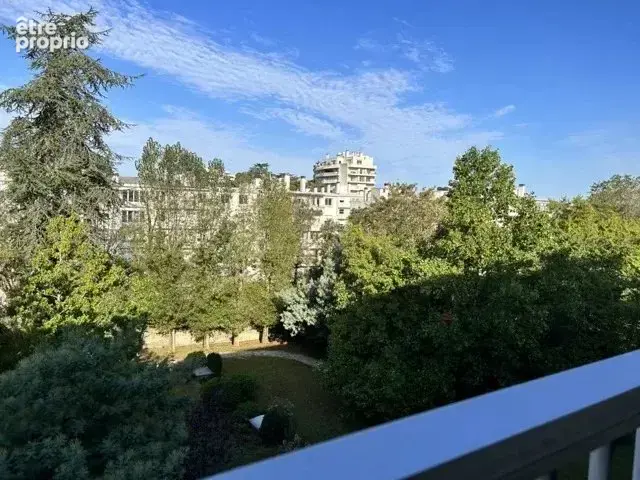 Très bel appartement en étage élevé - photo 2