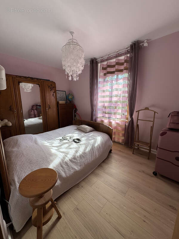 Maison à SAINT-PRIVAT-LA-MONTAGNE