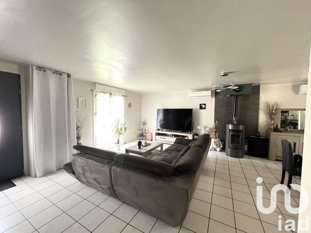 Photo 6 - Maison à BAZOCHES-SUR-LE-BETZ