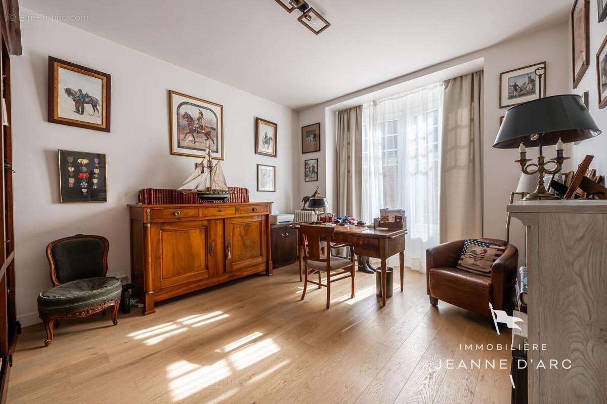 Maison à VERSAILLES