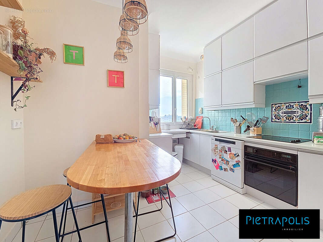Appartement à LYON-8E