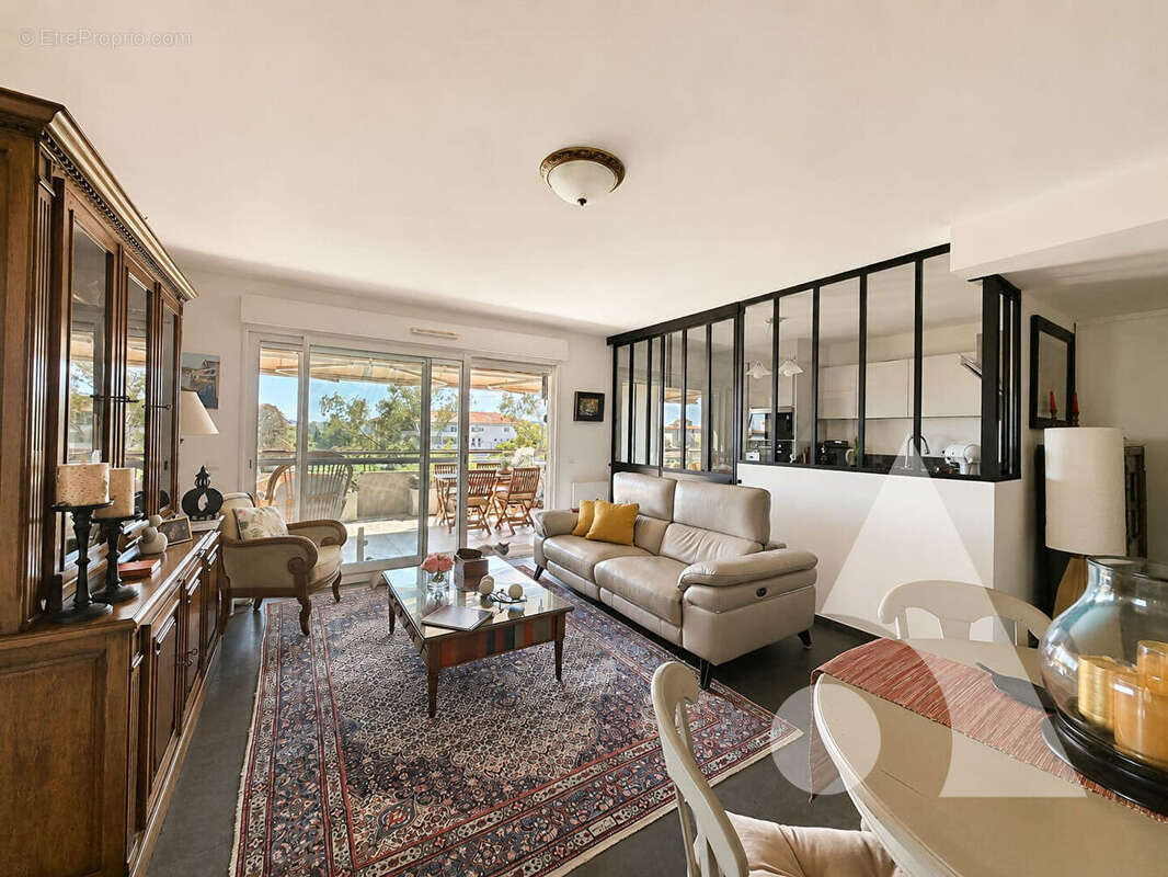 Appartement à FREJUS
