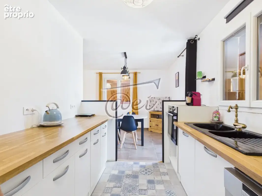 Maison 55 m² à Saint-Maximin-La-Sainte-Baume  - photo 4