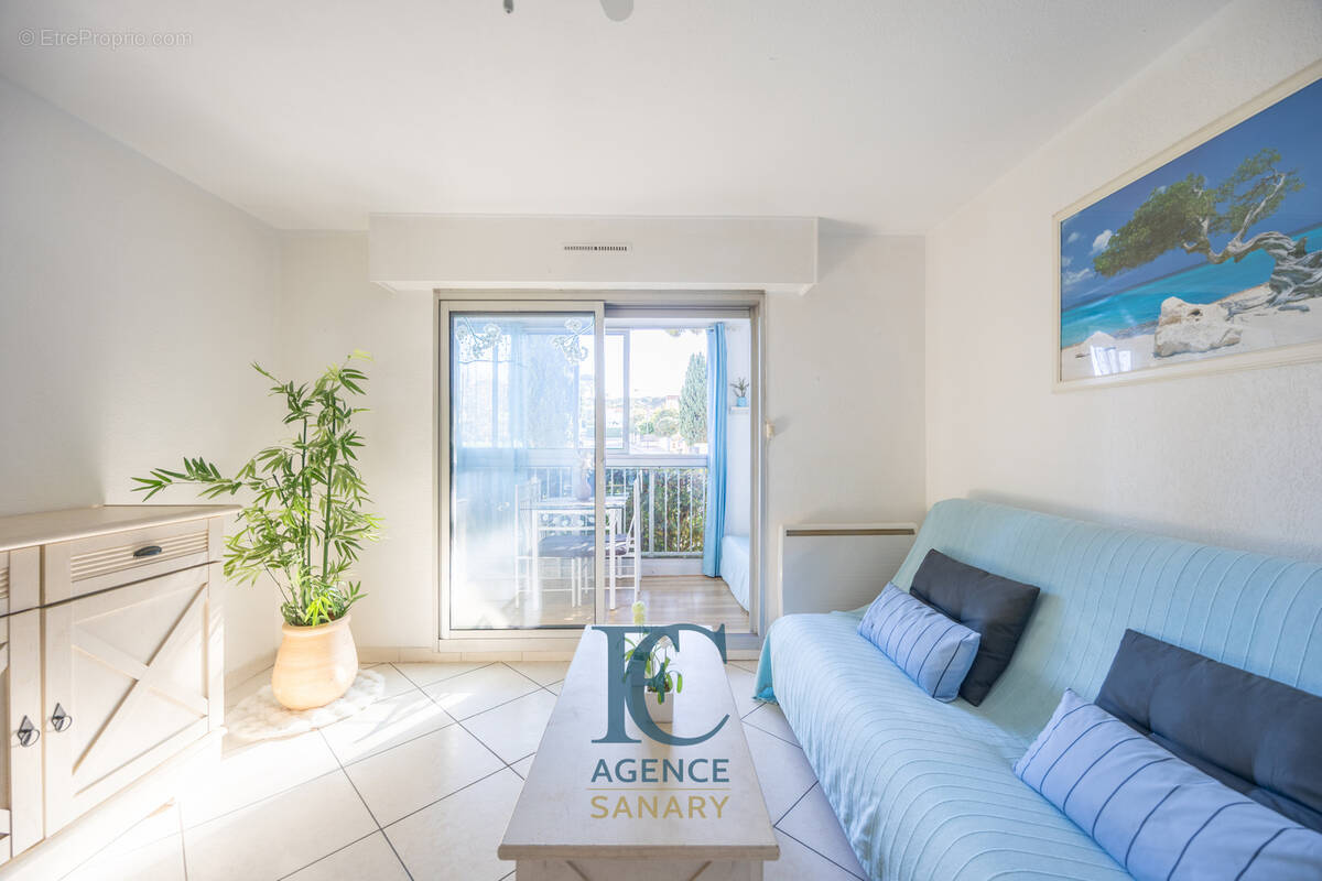 Appartement à SIX-FOURS-LES-PLAGES