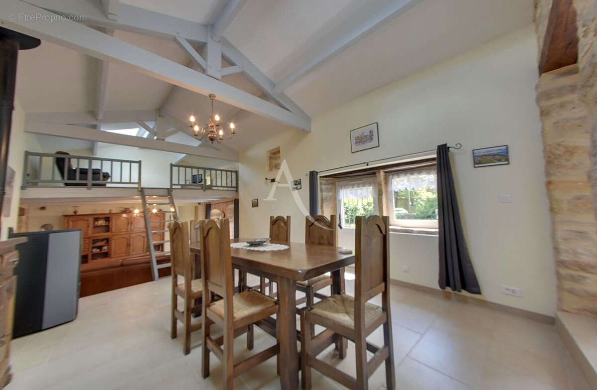 Maison à SAINT-ANTONIN-NOBLE-VAL