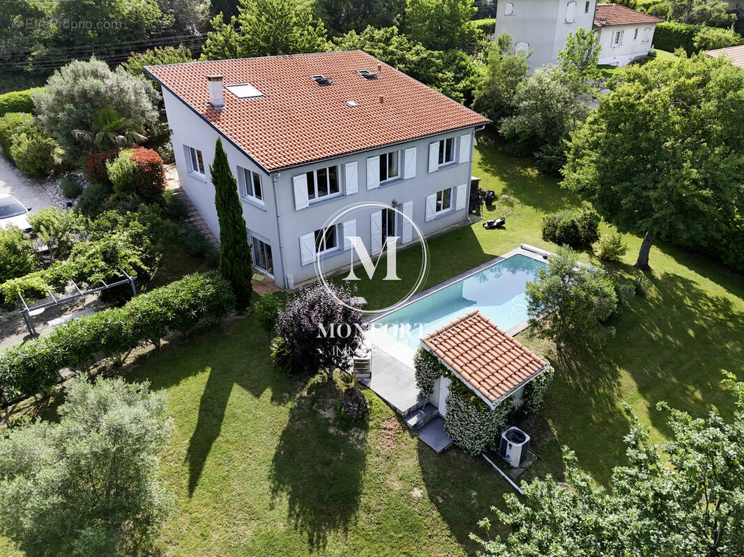 Maison à MONTRABE